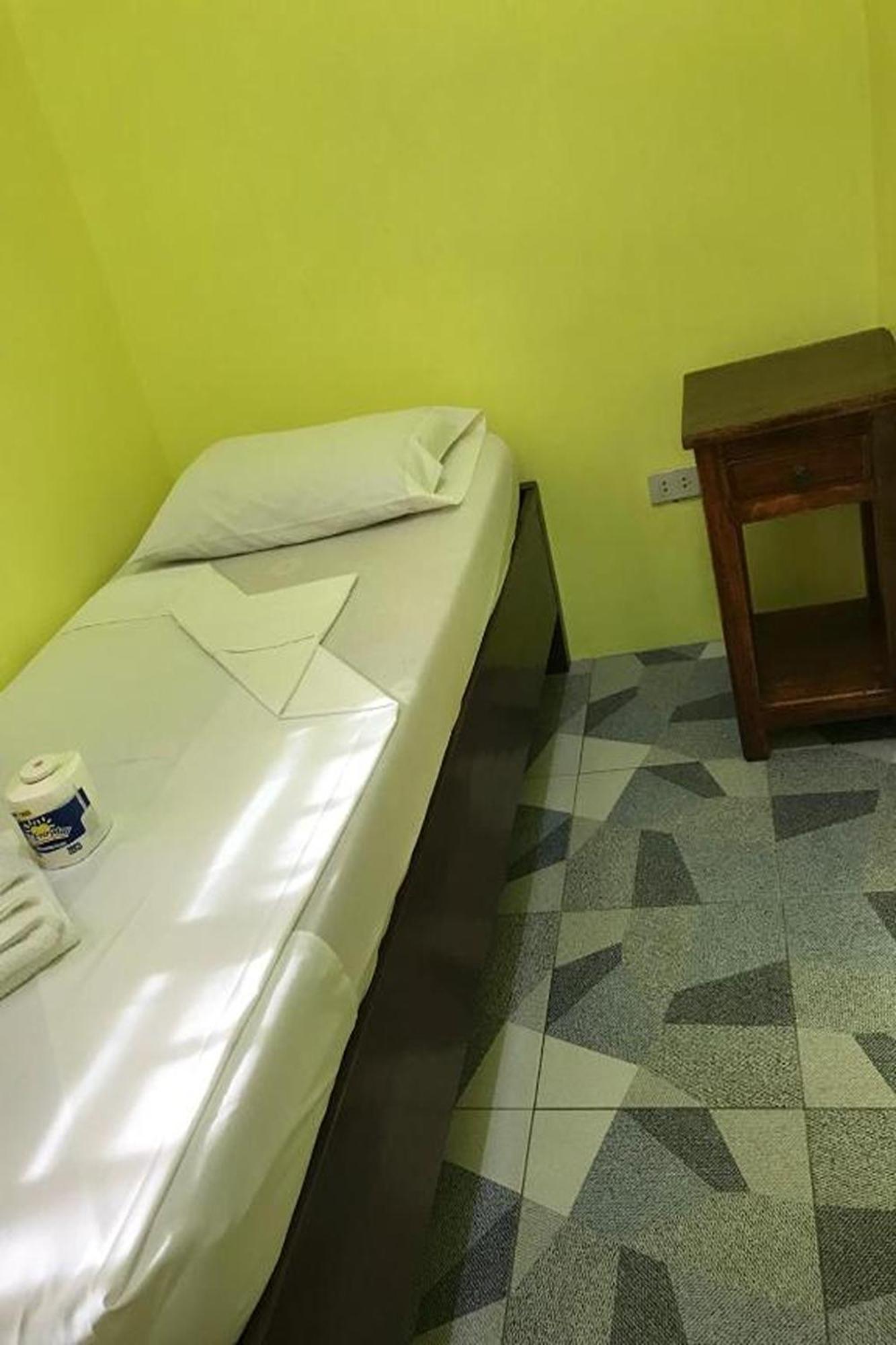 Luis Bay Travellers Lodge Coron Esterno foto