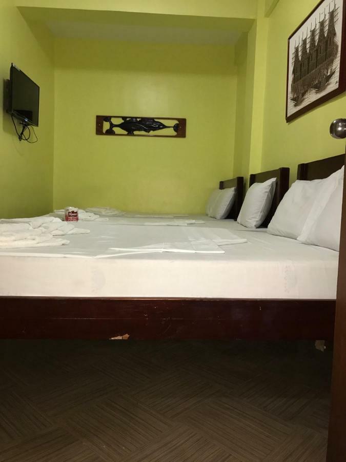 Luis Bay Travellers Lodge Coron Esterno foto